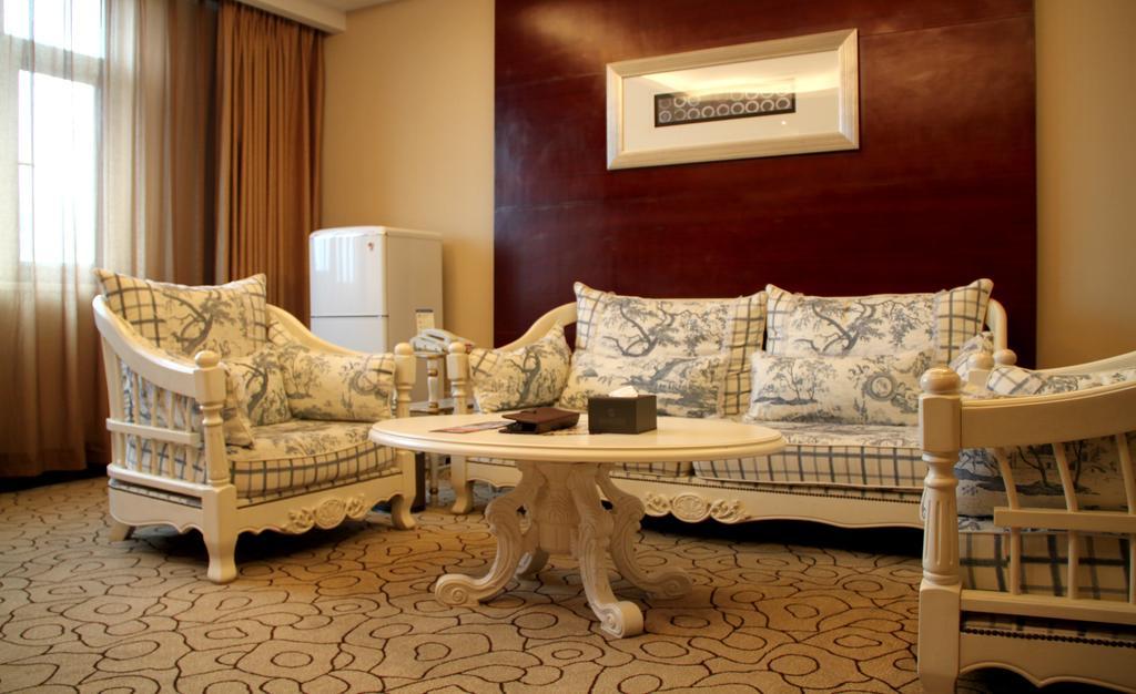 Dynasty International Hotel Kunming Rum bild